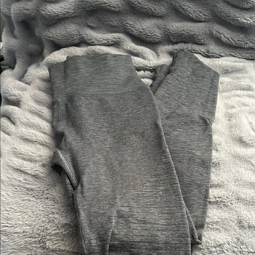 Alphalete revival leggings